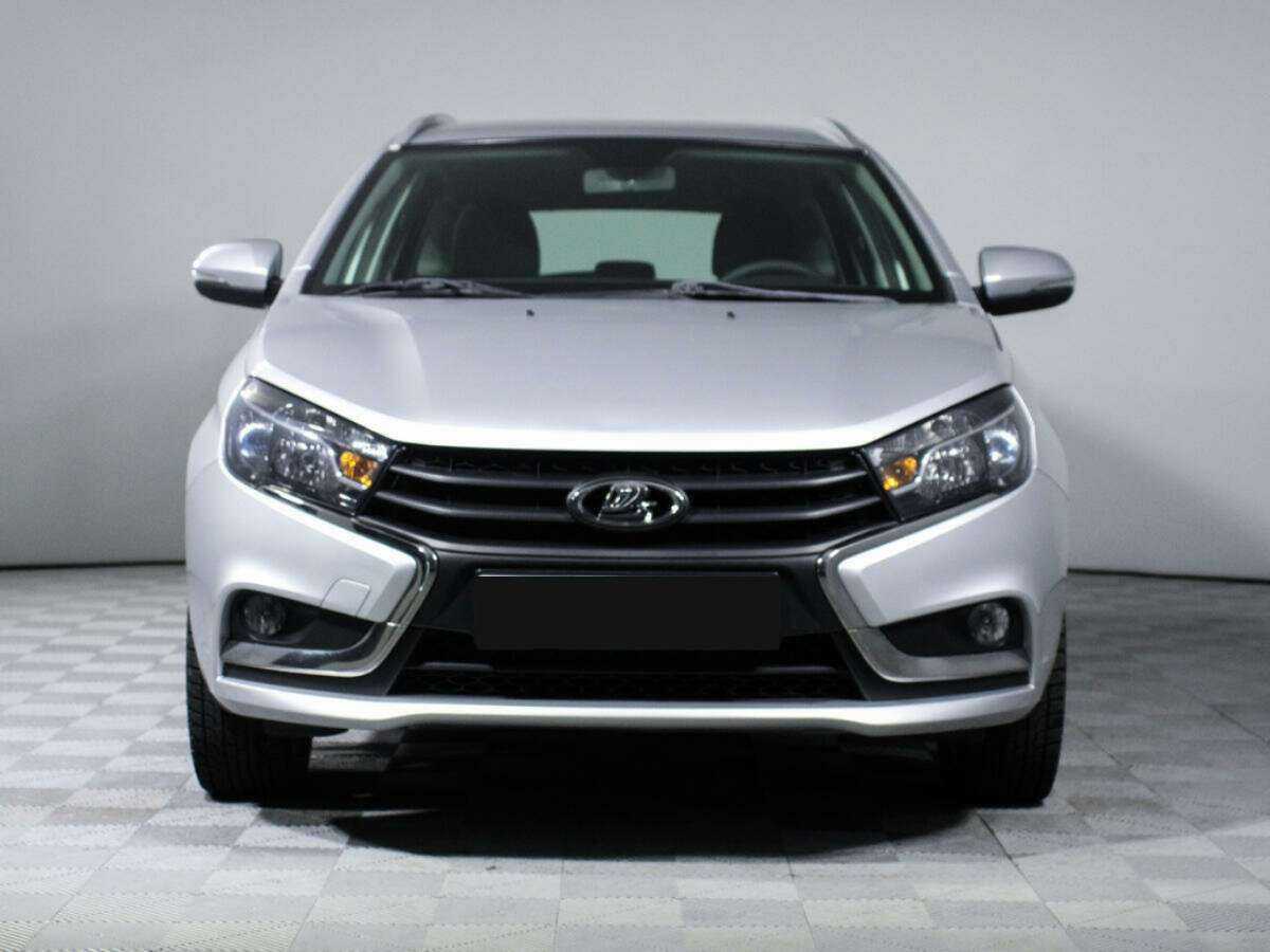 Lada (ВАЗ) Vesta SW, 2019 - фото №2