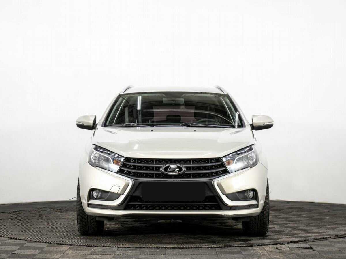 Lada (ВАЗ) Vesta SW, 2019 - фото №2